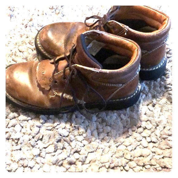 Ariat Shoes - 💥Ariat 💥